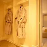 10 Park Square East, Luxury Serviced 4*