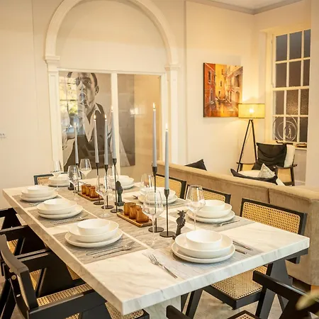 10 Park Square - Luxury Serviced 4* 利兹