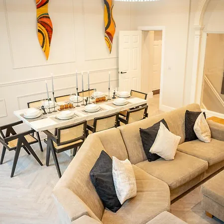 10 Park Square - Luxury Serviced 公寓式酒店 4*