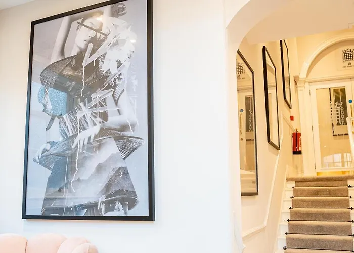 10 Park Square - Luxury Serviced Лідс