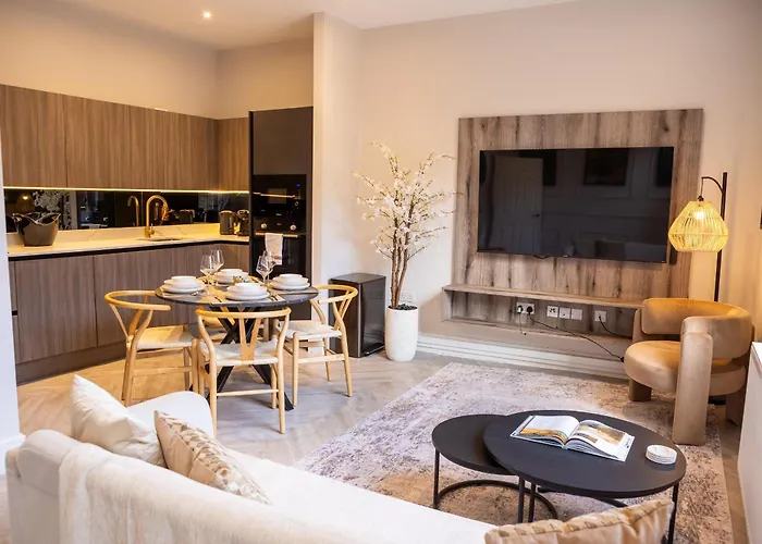 10 Park Square - Luxury Serviced 4*