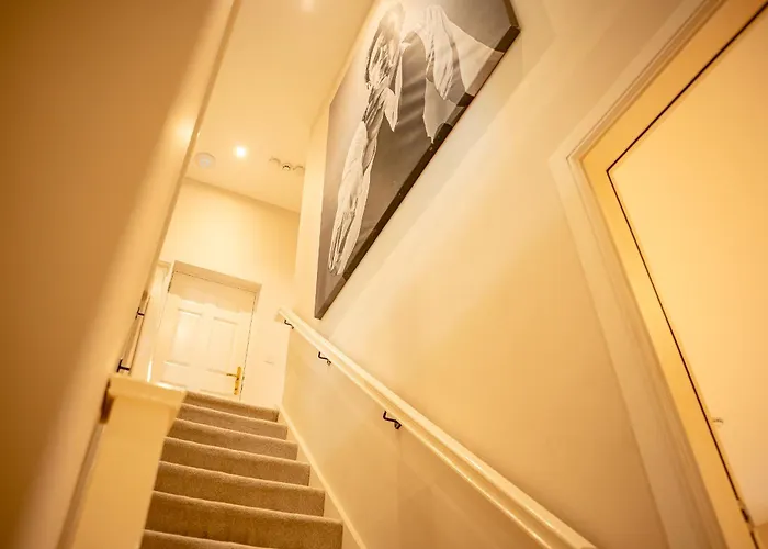 10 Park Square - Luxury Serviced