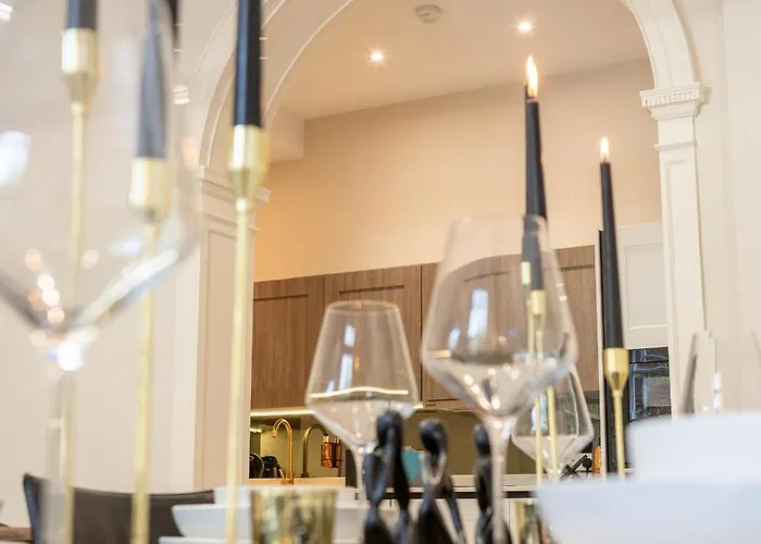 10 Park Square - Luxury Serviced