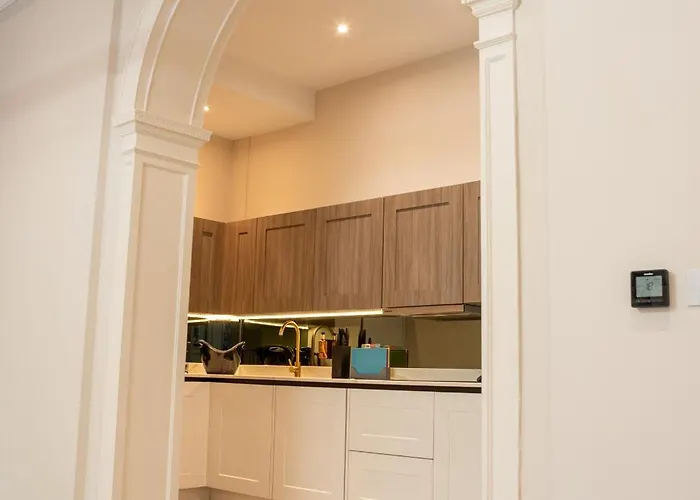 10 Park Square - Luxury Serviced