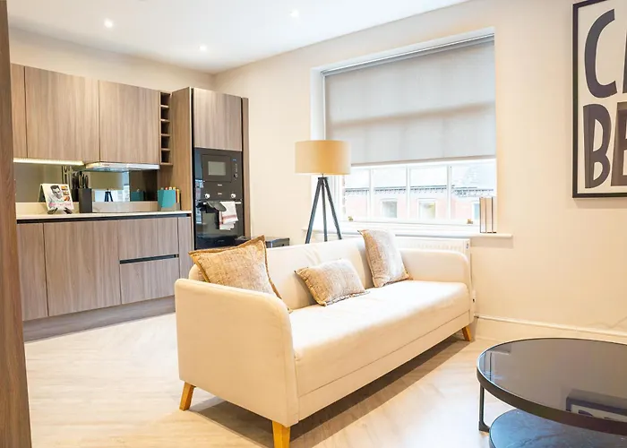 10 Park Square - Luxury Serviced 4* Лідс