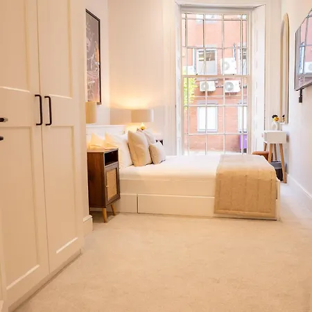 10 Park Square - Luxury Serviced Hotel apartamentowy Leeds (West Yorkshire)